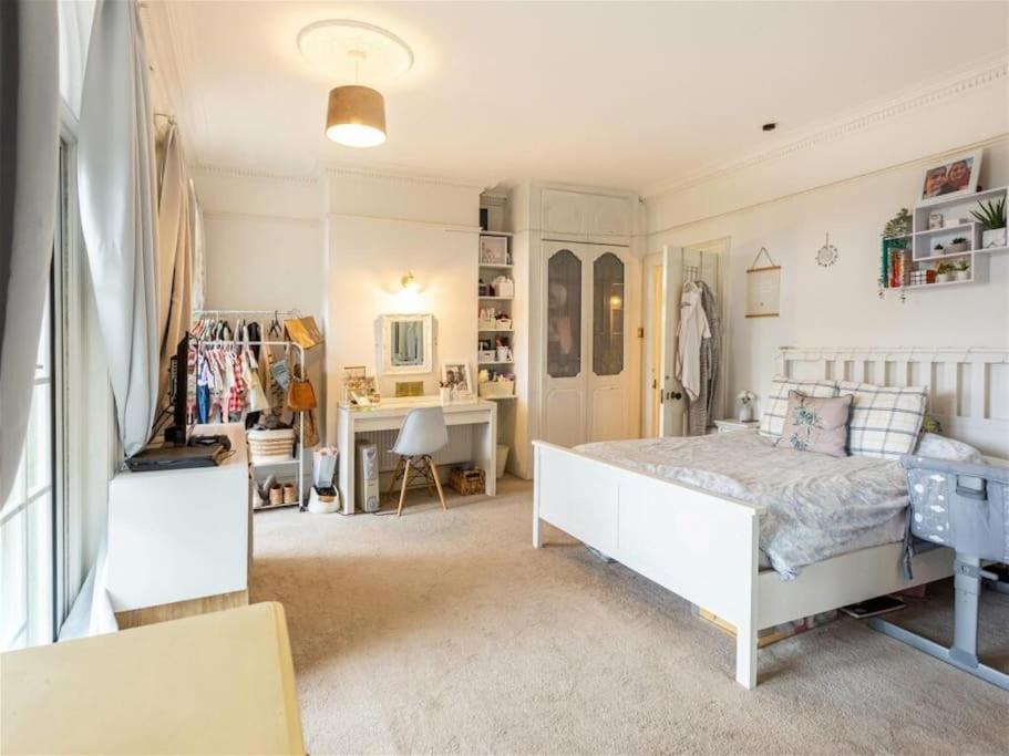 일프러컴 Henstridge House 빌라 외부 사진