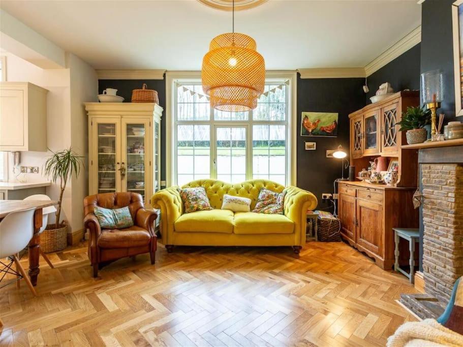 일프러컴 Henstridge House 빌라 외부 사진