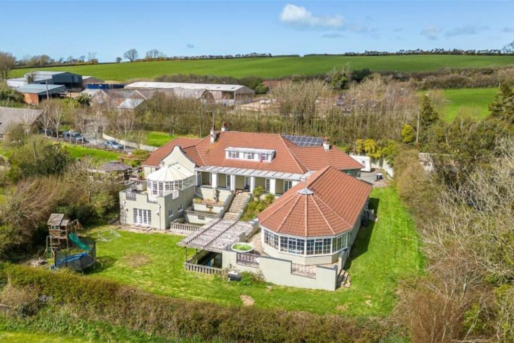 일프러컴 Henstridge House 빌라 외부 사진