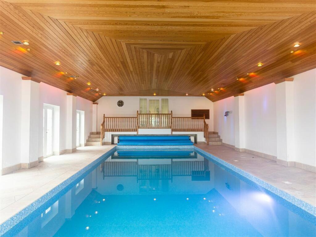 일프러컴 Henstridge House 빌라 외부 사진